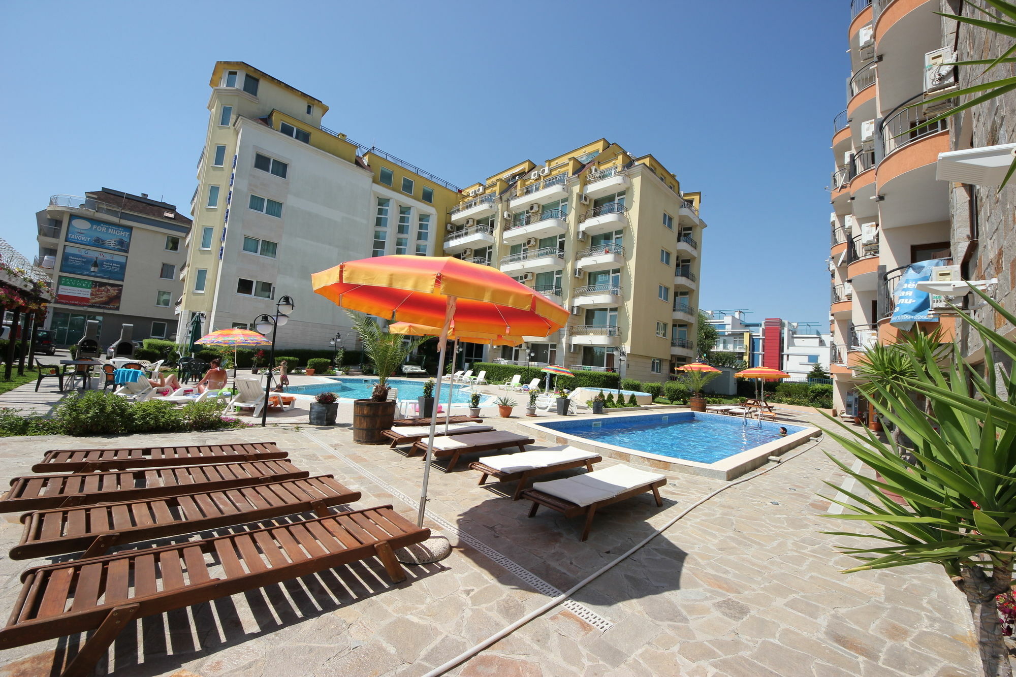 Menada Sea Regal Apartments Sunny Beach Eksteriør billede